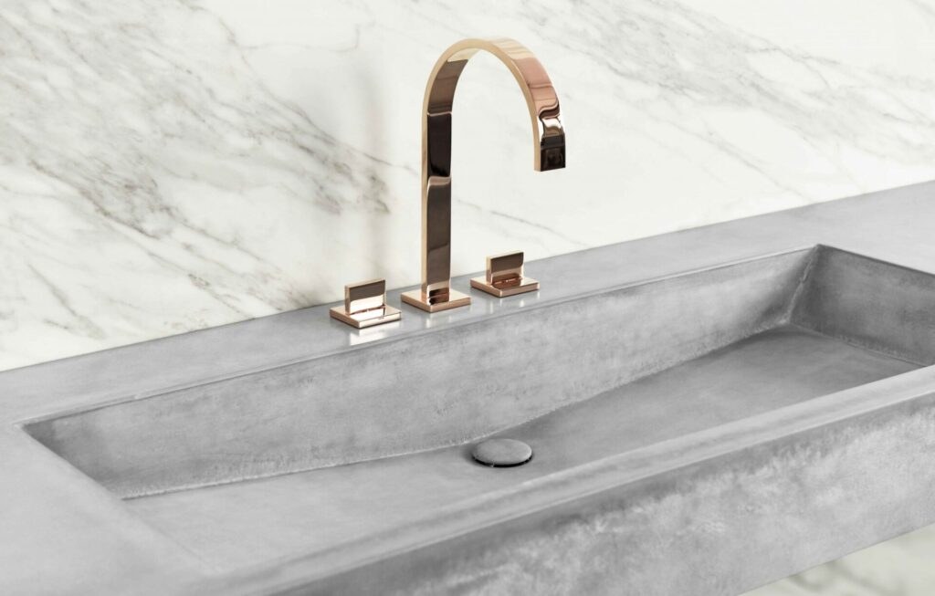 Basins, bathtubs, furniture and panels — Gravelli